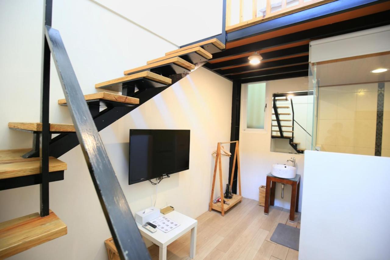 Windhouse B&B Tainan Exterior foto